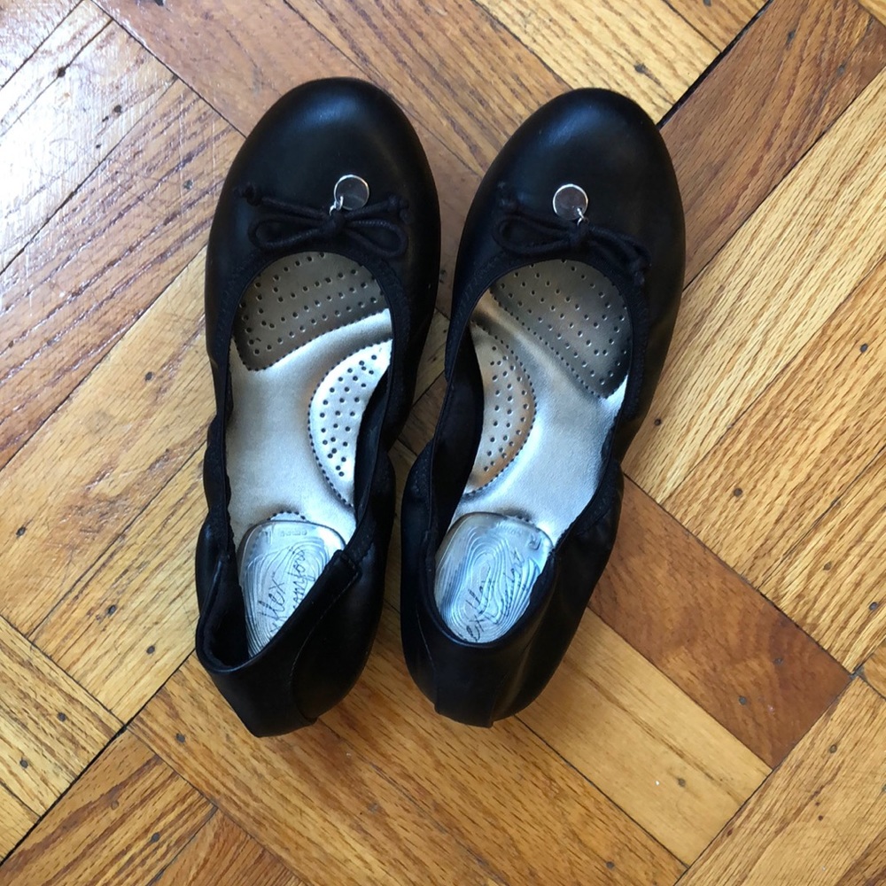 Black Ballet Flats